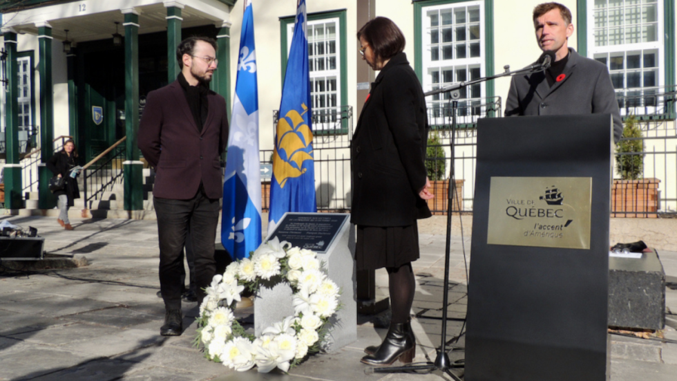 Tuerie de l'Halloween 2020 une plaque commémorative dévoilée
