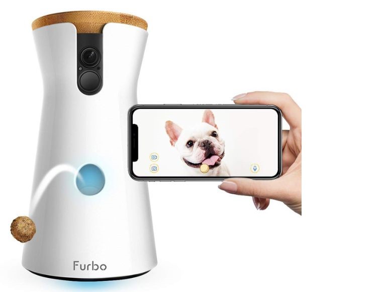 Le Furbo Dog permet de regarder, écouter et lancer des gâteries à son chien. furbo animal camera hd intelligente notifications alertes