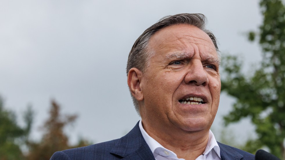 François Legault en campagne électorale.