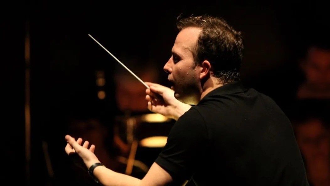 Le maître d’orchestre Yannick Nézet-Séguin a récolté cinq  nominations au prochain gala des Grammy.