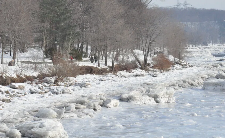 Plage Jacques-Cartier hiver