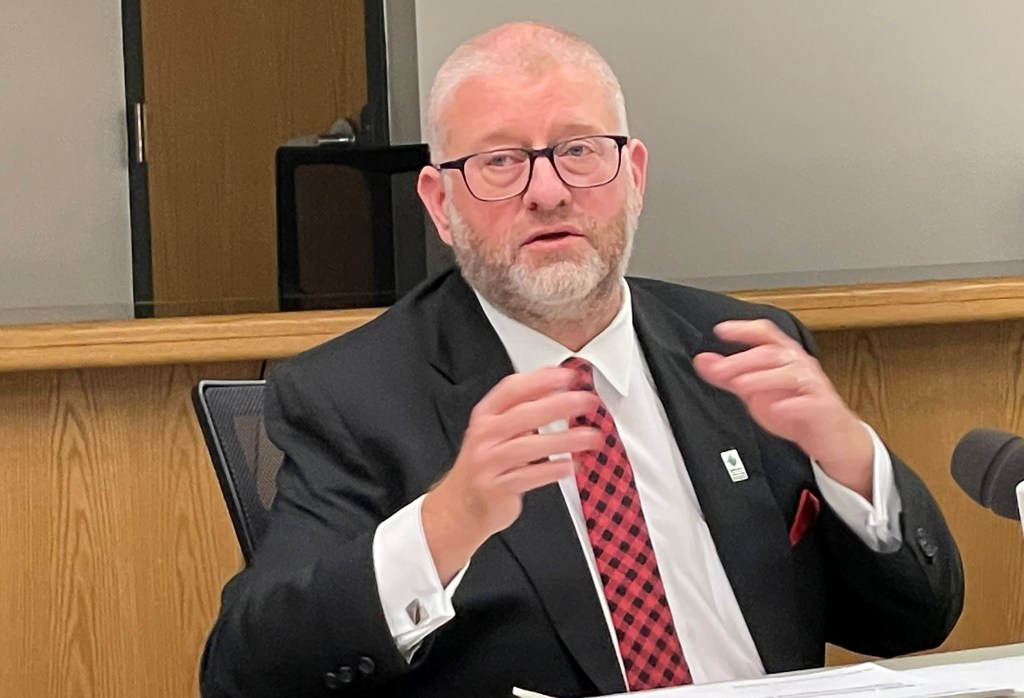 Sylvain Juneau, maire de Saint-Augustin-de-Desmaures