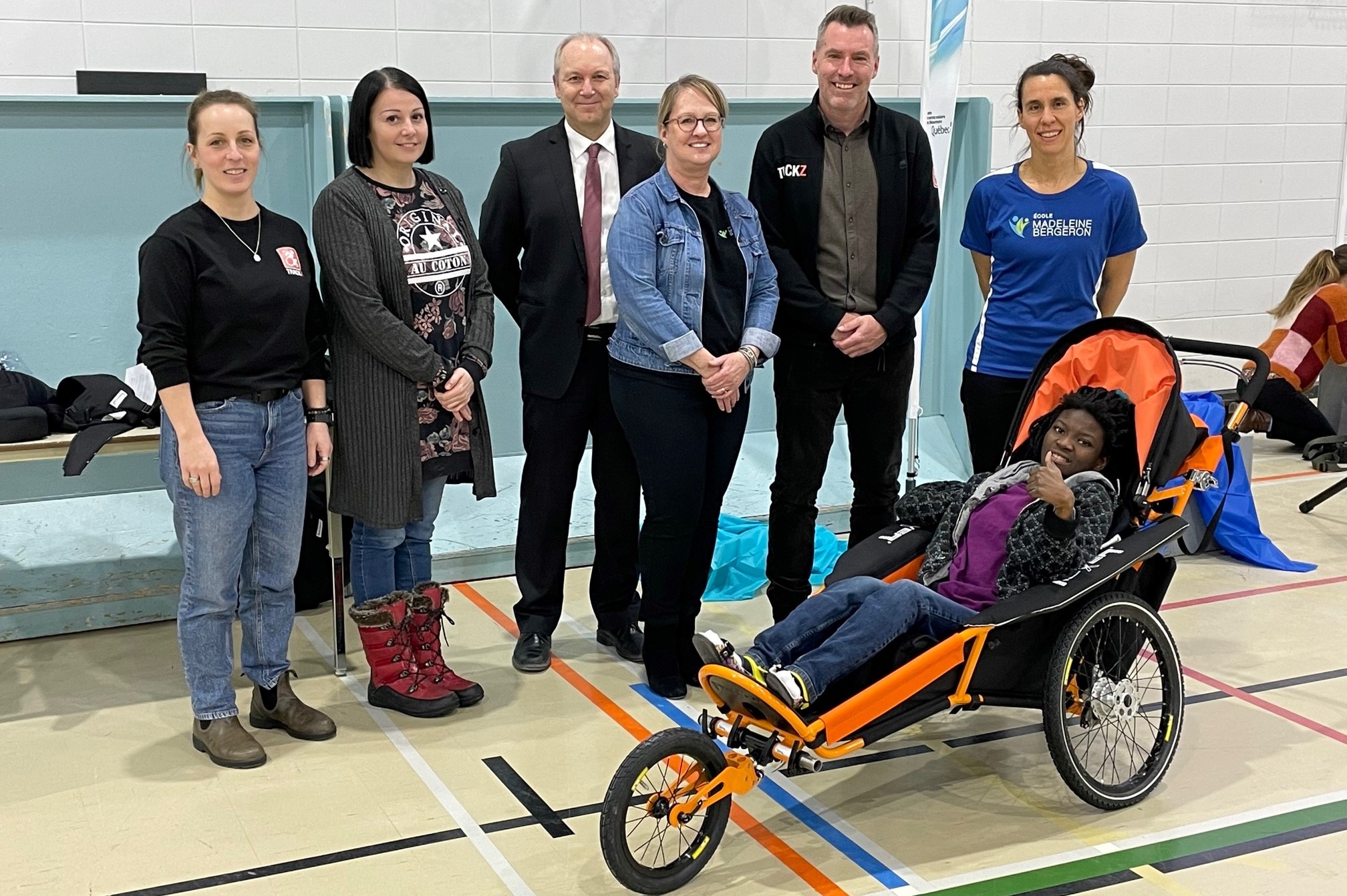Poussette adaptée école Madeleine-Bergeron