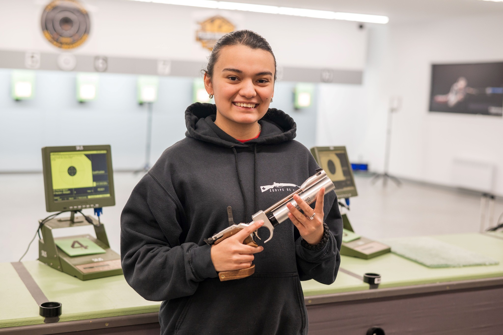 Sofia Pérez championne tir au pistolet