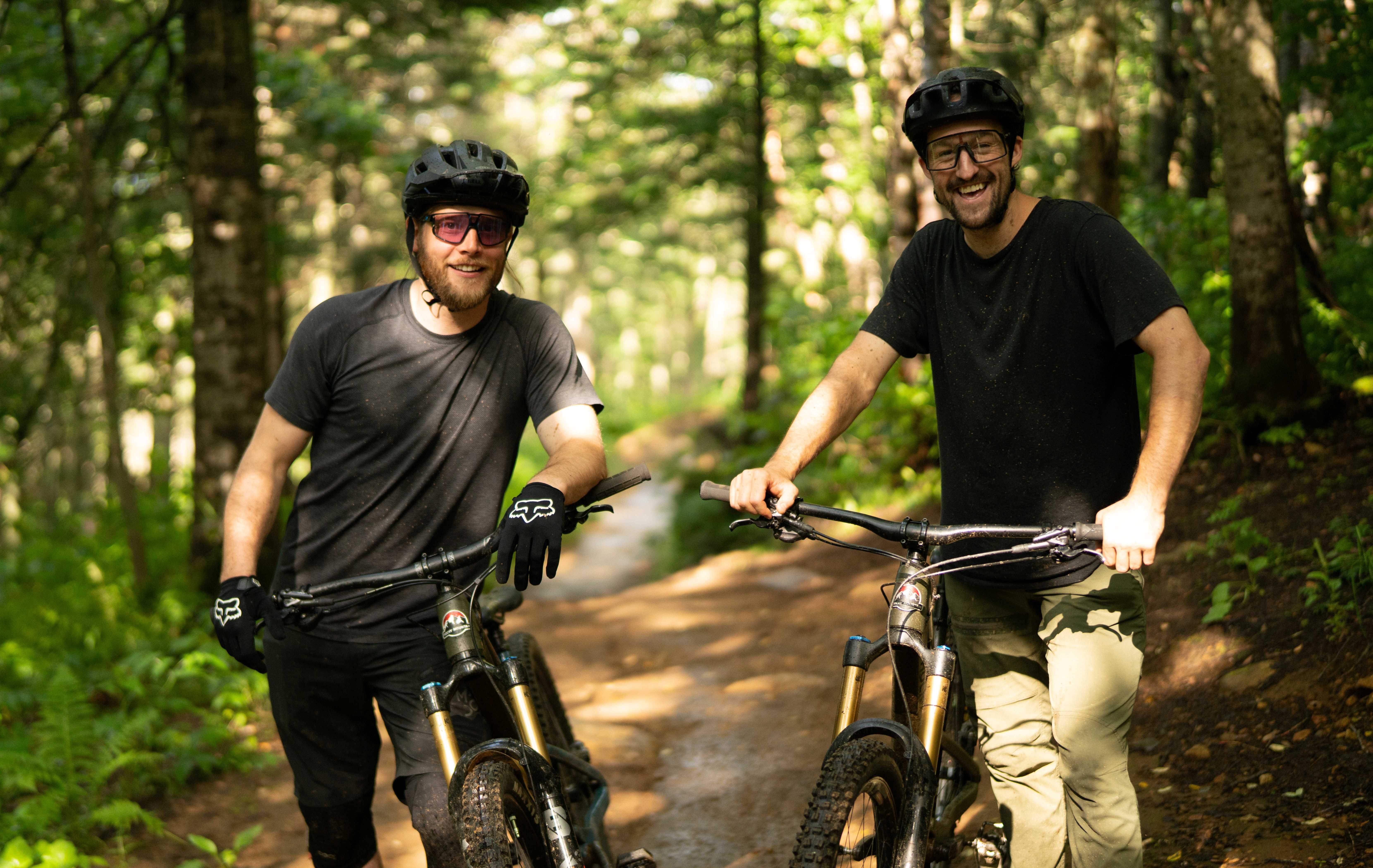 Série documentaire Partis rouler sur Unis TV