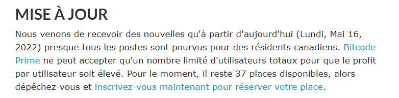 On aperçoit une fausse mise à jour sur le site web frauduleux qui veut nous presser à nous inscrire. aperçu fausse mise à jour sentiment urgence arnaque cryptomonnaie