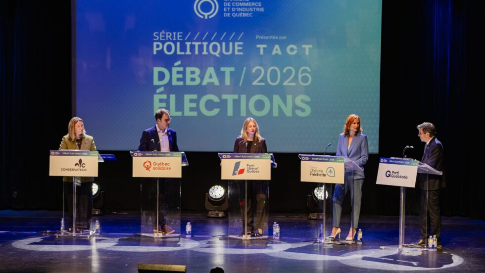 Les candidats de cinq partis débattent l'avenir de la Capitale-Nationale