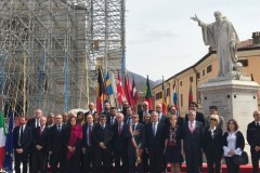 Terremoto: Tajani, da Ue 2 miliardi euro