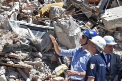 Trudeau tra le macerie di Amatrice