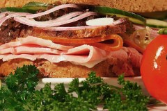 Il sandwich compie 300 anni, la storia è nobile