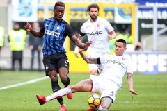 Il Napoli risponde alla Juve, duello scudetto senza stop