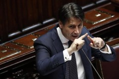 Il Governo Conte supera la prova della fiducia
